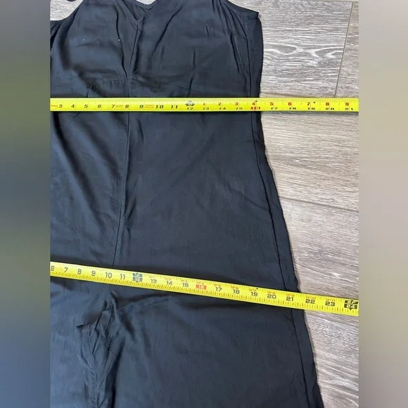 #11)  Old Navy Black lightweight  wide leg jumpsuit Size XS - Picture 5 of 8